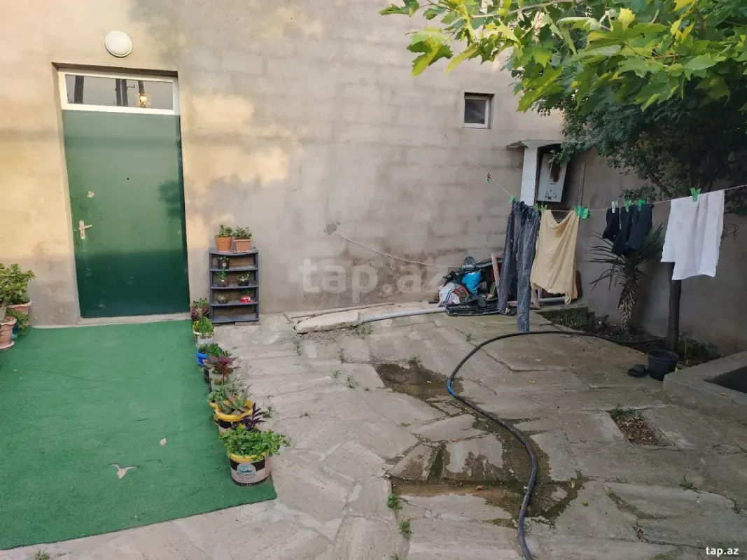 Satılır 3 otaqlı həyət evi 100 m²