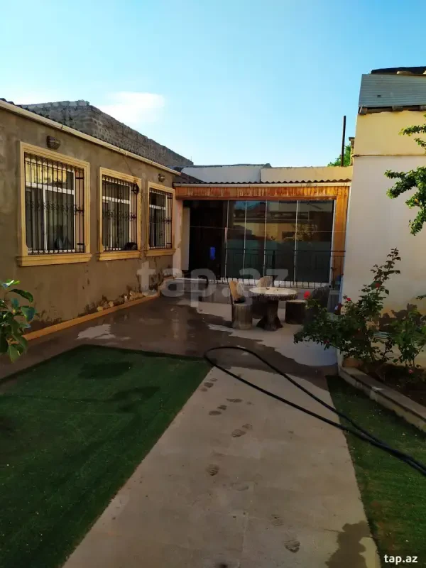 Kirayə verilir 3 otaqlı həyət evi 100 m²