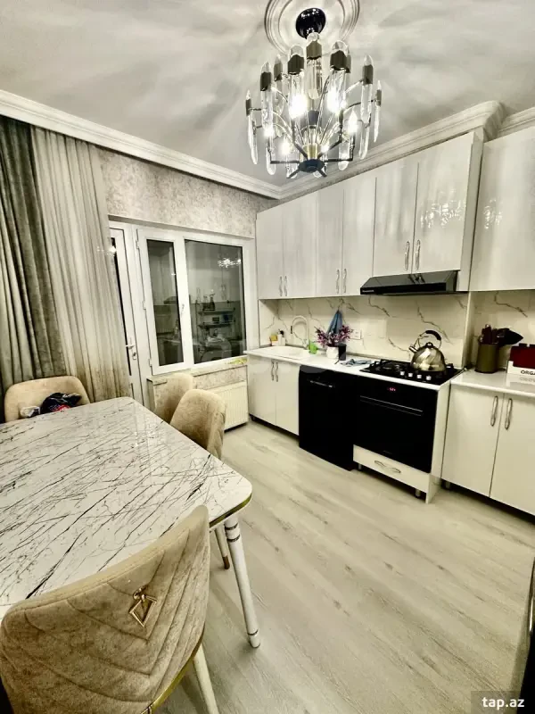 Satılır 2 otaqlı mənzil 62 m²
