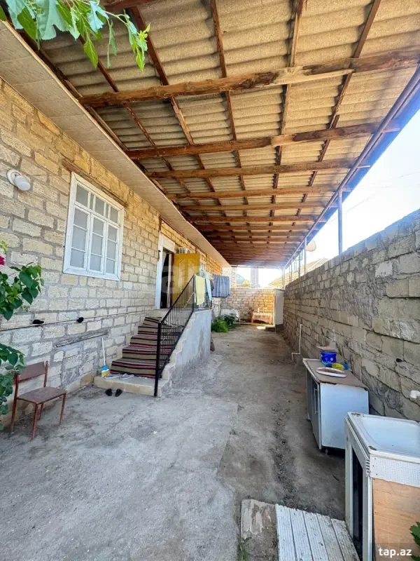 Satılır 4 otaqlı həyət evi 100 m²