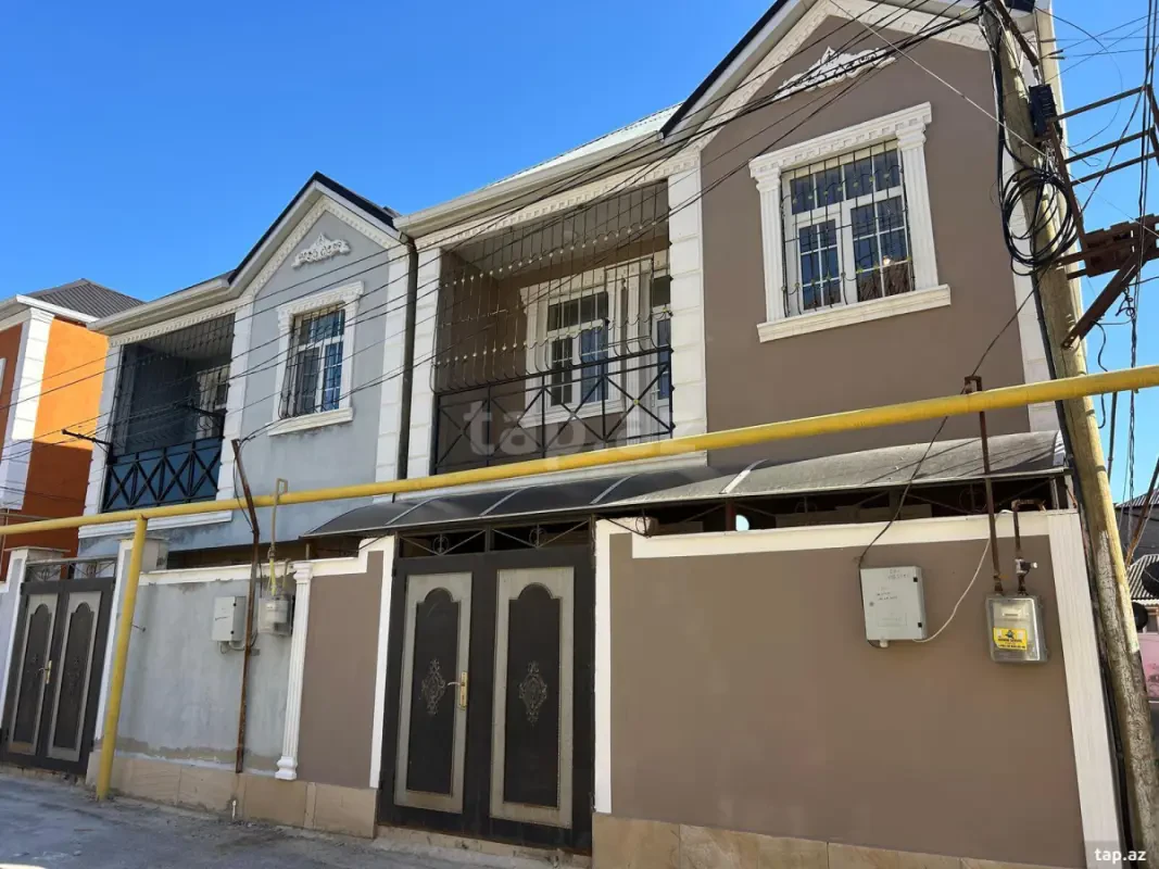 Satılır 4 otaqlı həyət evi 100 m²