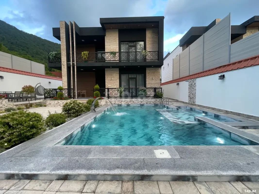 Kirayə verilir 5 otaqlı həyət evi 211 m²