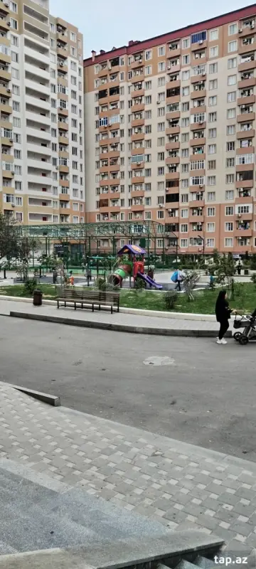 Satılır 2 otaqlı yeni tikili 60 m²