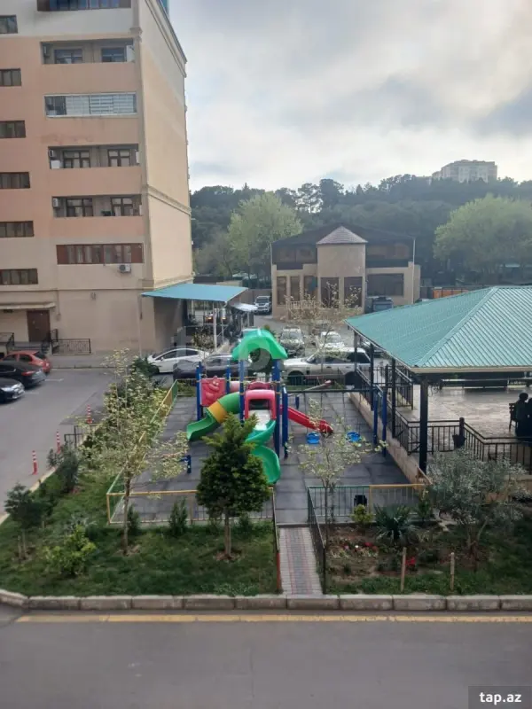 Satılır 2 otaqlı yeni tikili 80 m²