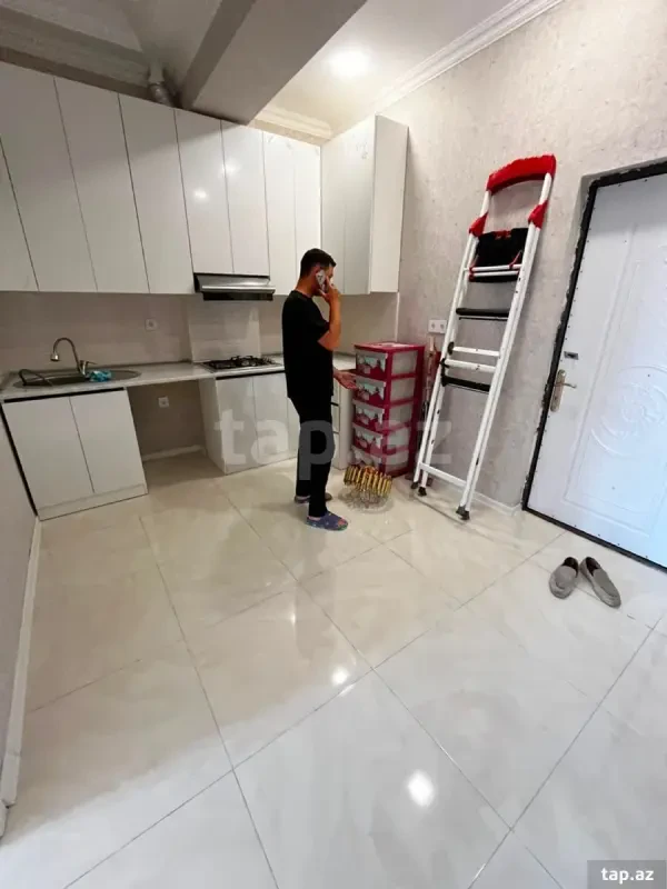 Kirayə verilir 2 otaqlı yeni tikili 68 m²
