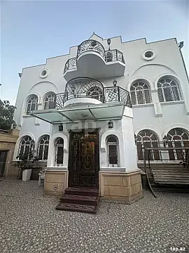 Satılır 8 otaqlı həyət evi 600 m² — Bakı, Binəqədi 8 otaq 600.00 m²