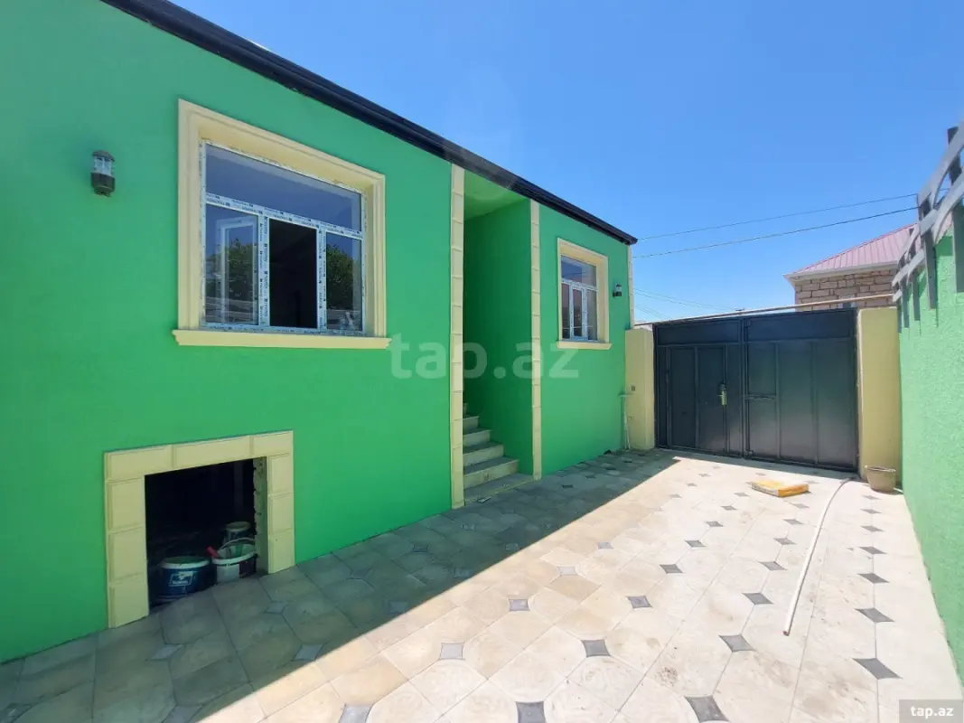 Satılır 3 otaqlı həyət evi 150 m²