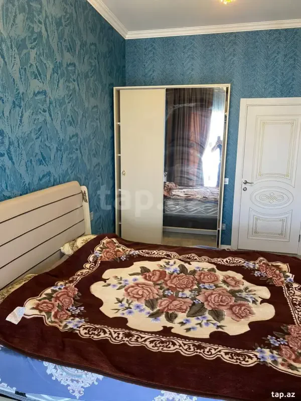 Kirayə verilir 3 otaqlı yeni tikili 80 m²