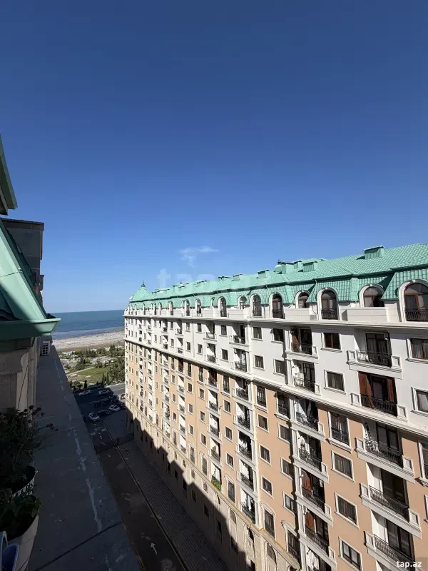 Satılır 4 otaqlı yeni tikili 107 m²