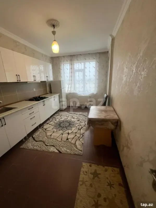 Kirayə verilir 2 otaqlı yeni tikili 70 m²