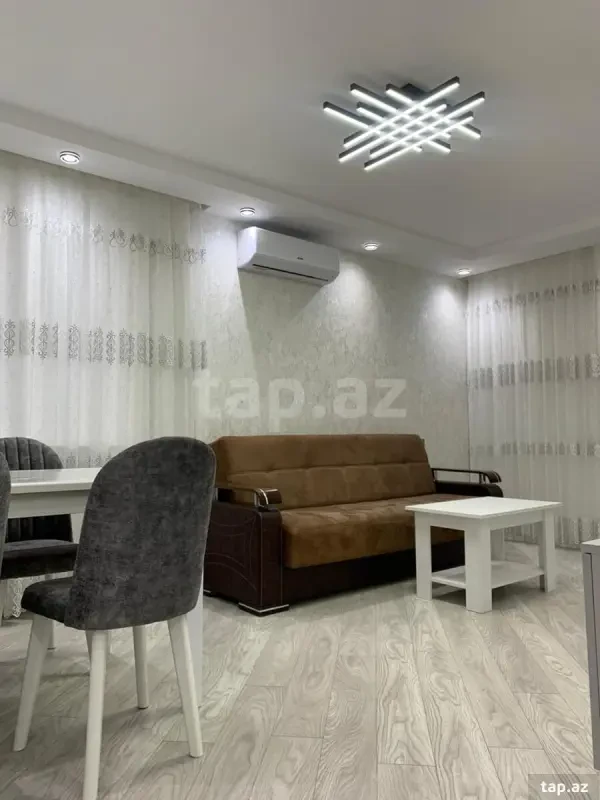 Kirayə verilir 2 otaqlı mənzil 41 m²
