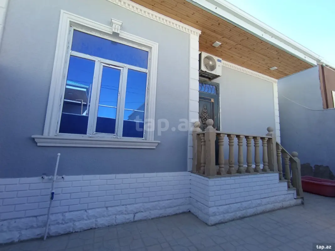 Satılır 2 otaqlı həyət evi 80 m²