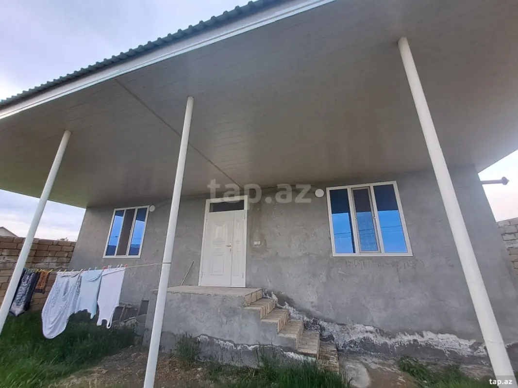 Satılır 4 otaqlı həyət evi 120 m²