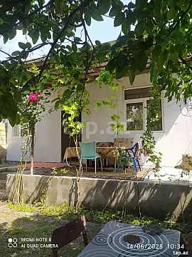 Kirayə verilir 4 otaqlı həyət evi 100 m² — Qəbələ 4 otaq 100.00 m²