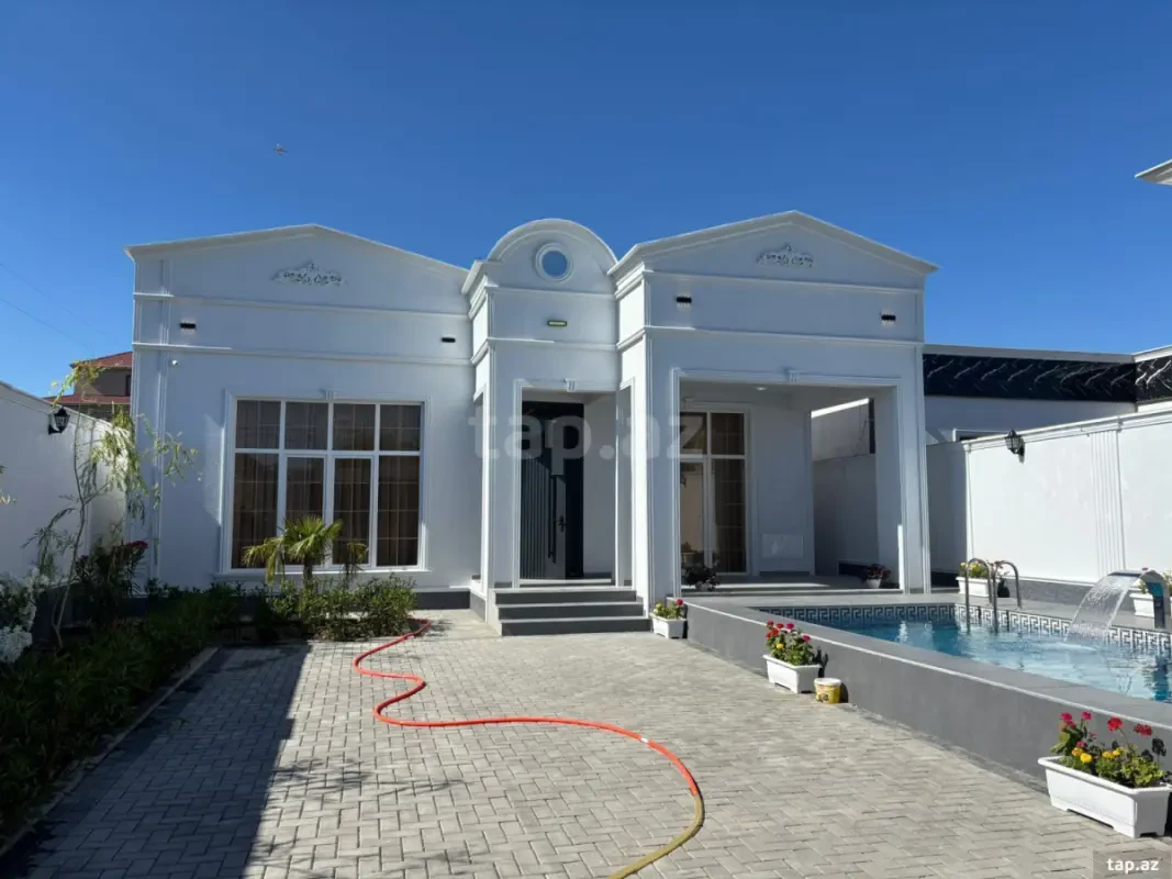 Satılır 4 otaqlı həyət evi 145 m²