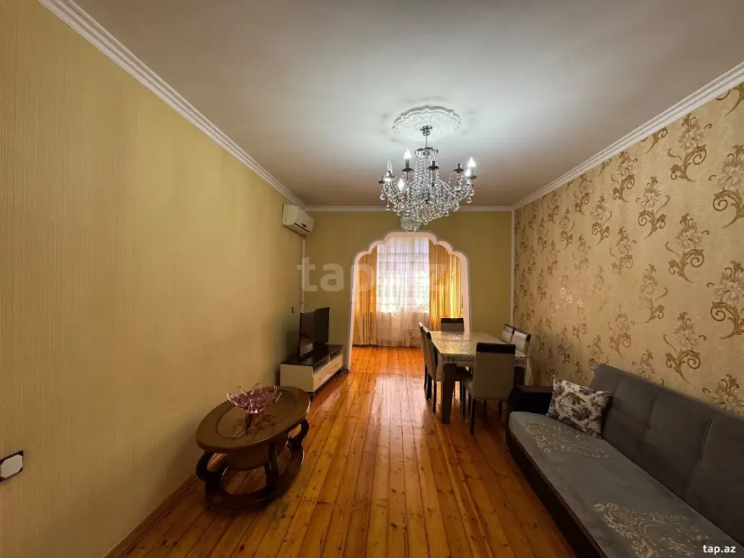 Satılır 3 otaqlı yeni tikili 70 m²