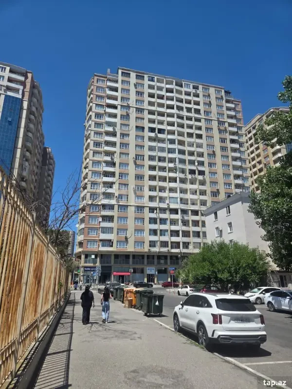 Kirayə verilir 2 otaqlı yeni tikili 100 m²