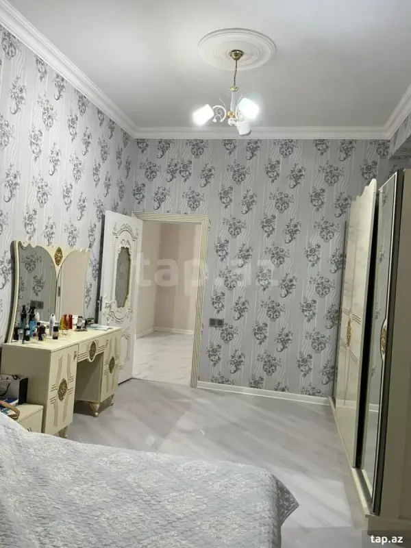 Kirayə verilir 3 otaqlı yeni tikili 108 m²
