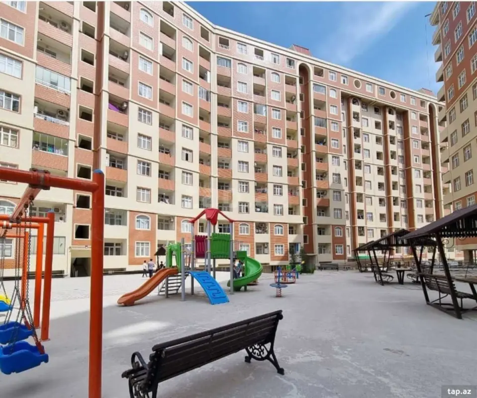 Satılır 3 otaqlı yeni tikili 83 m²