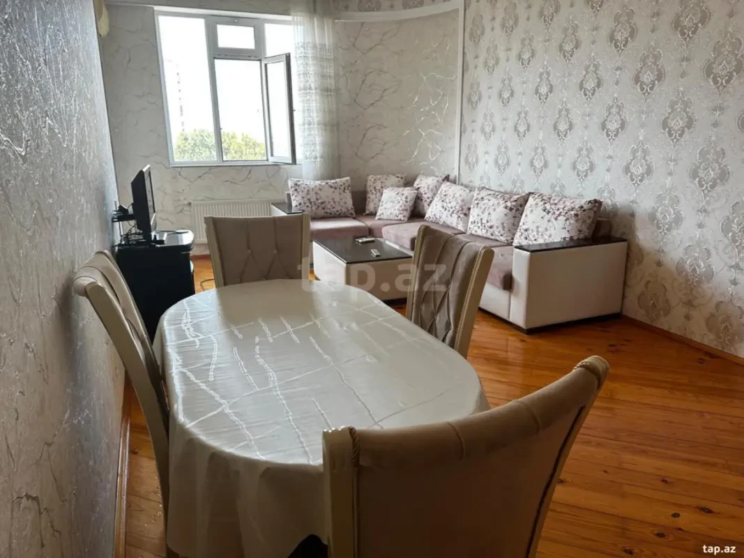 Kirayə verilir 3 otaqlı mənzil 110 m²