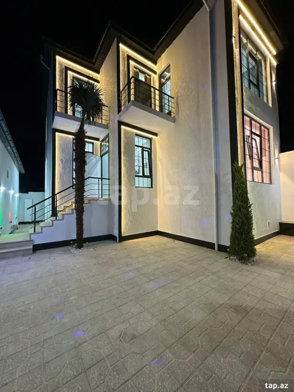 Satılır 5 otaqlı həyət evi 180 m²
