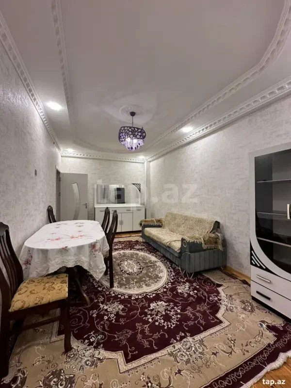 Kirayə verilir 3 otaqlı yeni tikili 90 m²
