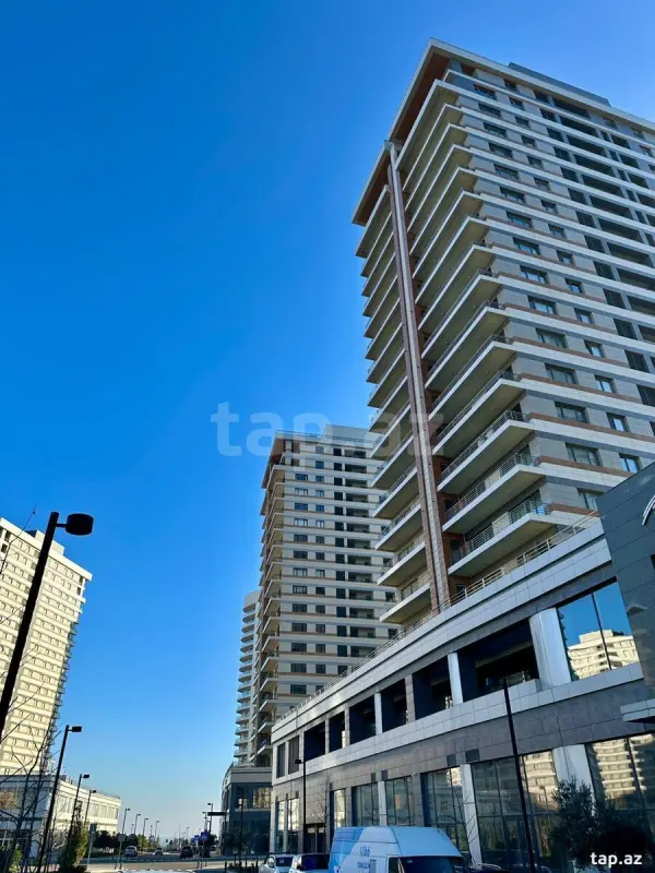 Satılır 4 otaqlı yeni tikili 194 m²