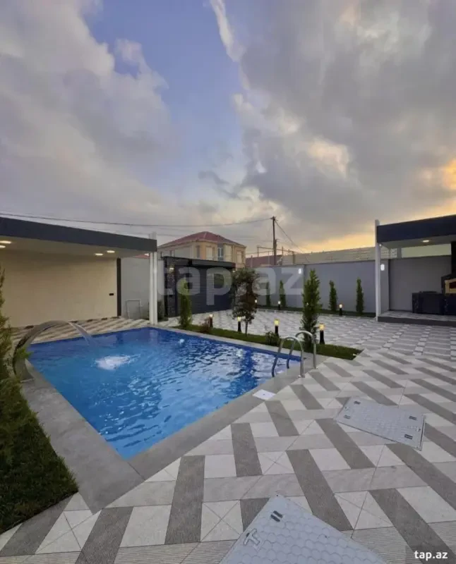 Kirayə verilir 3 otaqlı həyət evi 180 m²