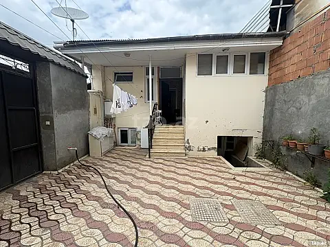 Kirayə verilir 3 otaqlı həyət evi 60 m² — Gəncə 3 otaq 60.00 m²