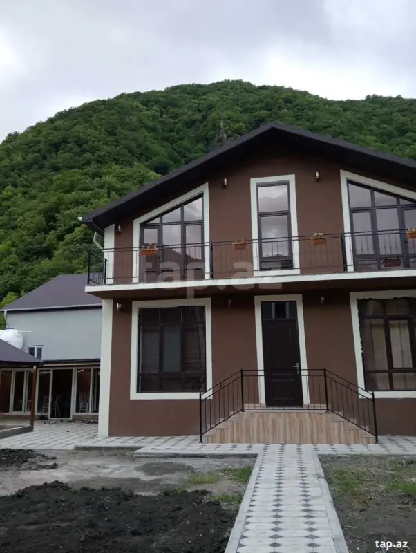 Kirayə verilir 5 otaqlı həyət evi 220 m²