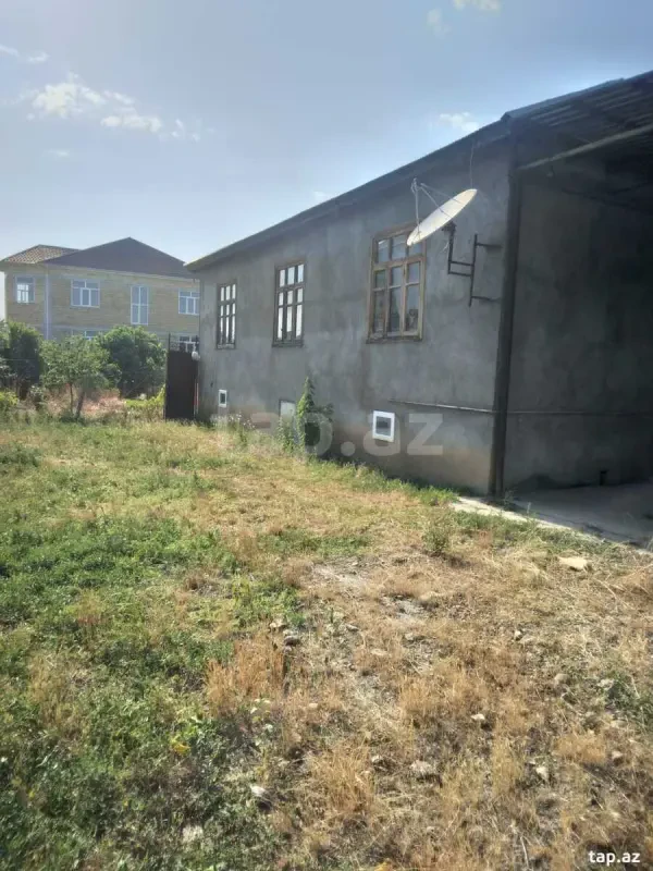Satılır 3 otaqlı həyət evi 150 m²