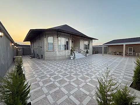 Satılır 5 otaqlı həyət evi 200 m² — Gəncə 5 otaq 200.00 m²