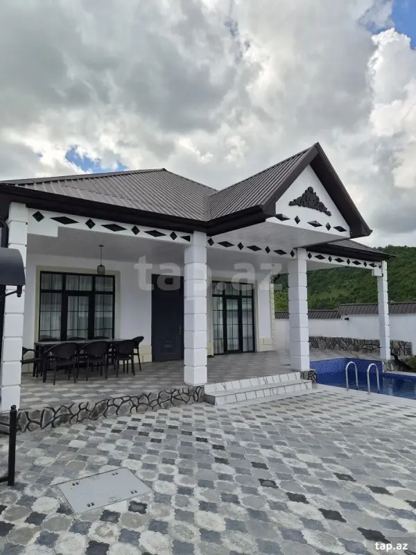 Kirayə verilir 3 otaqlı həyət evi 130 m²