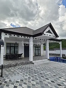 Kirayə verilir 3 otaqlı həyət evi 130 m² — Qəbələ 3 otaq 130.00 m²