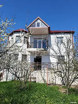 Satılır 8 otaqlı həyət evi 360 m² — Bakı 8 otaq 360.00 m²