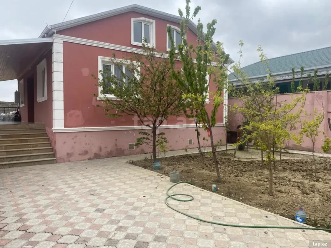 Satılır 3 otaqlı həyət evi 74 m²