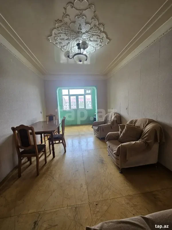 Kirayə verilir 2 otaqlı mənzil 60 m²