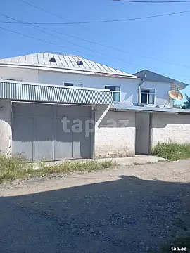 Satılır 3 otaqlı həyət evi 120 m² — Quba 3 otaq 120.00 m²
