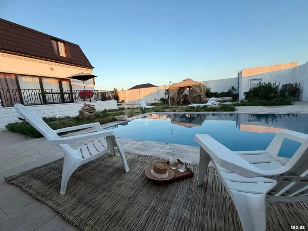 Kirayə verilir 6 otaqlı həyət evi 350 m²
