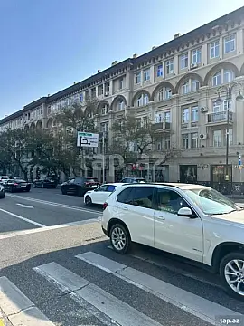 Satılır 3 otaqlı mənzil 92 m² — Bakı, Bakıxanov 3 otaq 92.00 m²