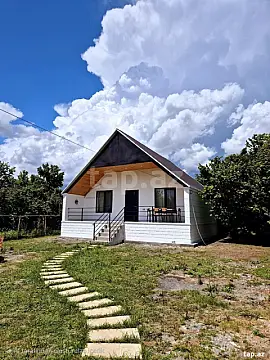 Kirayə verilir 3 otaqlı həyət evi 70 m² — Qəbələ 3 otaq 70.00 m²