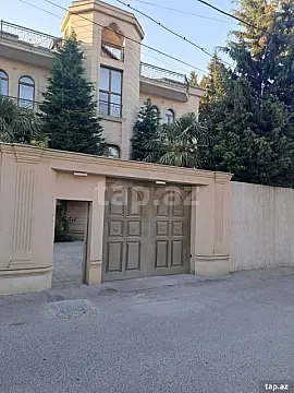 Kirayə verilir 13 otaqlı həyət evi 700 m² — Bakı, Nərimanov 13 otaq 700.00 m²