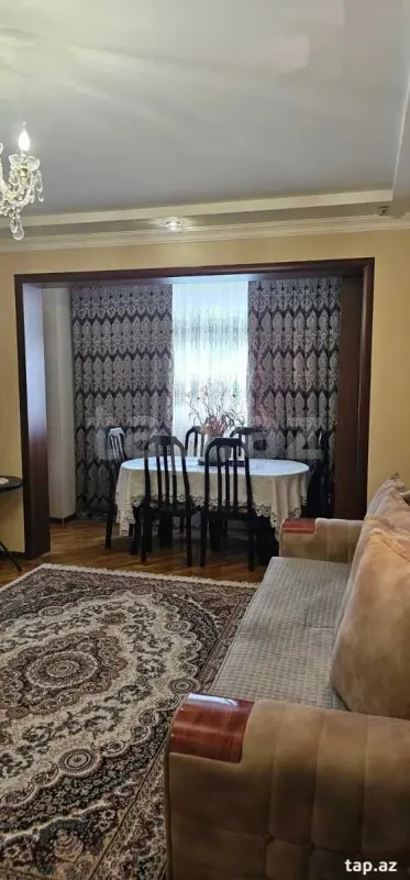 Satılır 4 otaqlı mənzil 95 m²