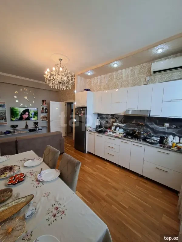 Satılır 3 otaqlı yeni tikili 65 m²
