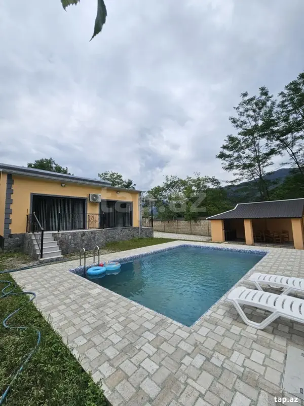 Kirayə verilir 4 otaqlı həyət evi 135 m²