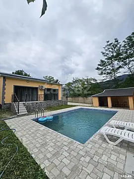 Kirayə verilir 4 otaqlı həyət evi 135 m² — Qəbələ 4 otaq 135.00 m²