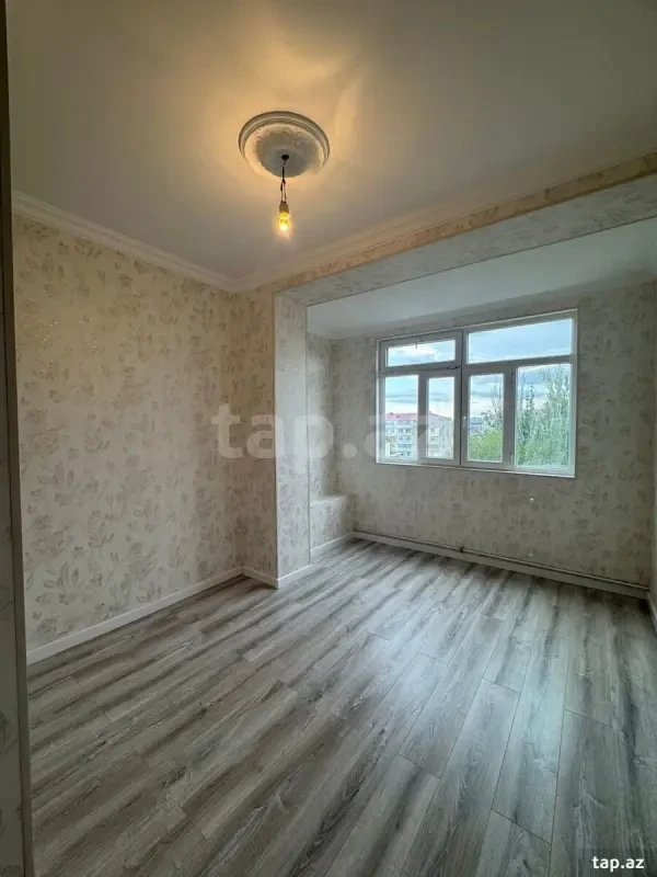 Satılır 1 otaqlı mənzil 35 m²