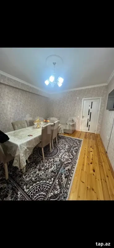 Kirayə verilir 2 otaqlı yeni tikili 70 m²
