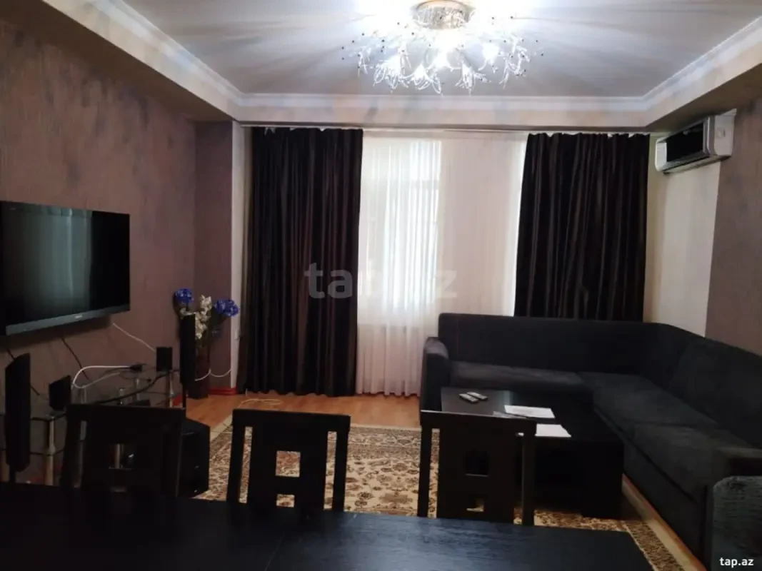 Kirayə verilir 2 otaqlı yeni tikili 90 m²