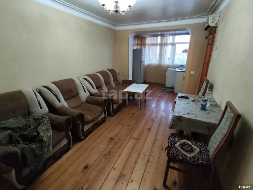 Kirayə verilir 2 otaqlı mənzil 40 m²